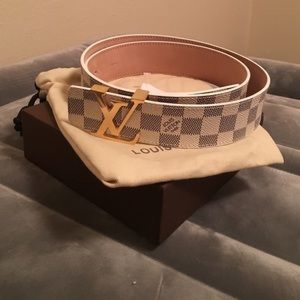 Men’s/women’s Louis Vuitton Azur belt